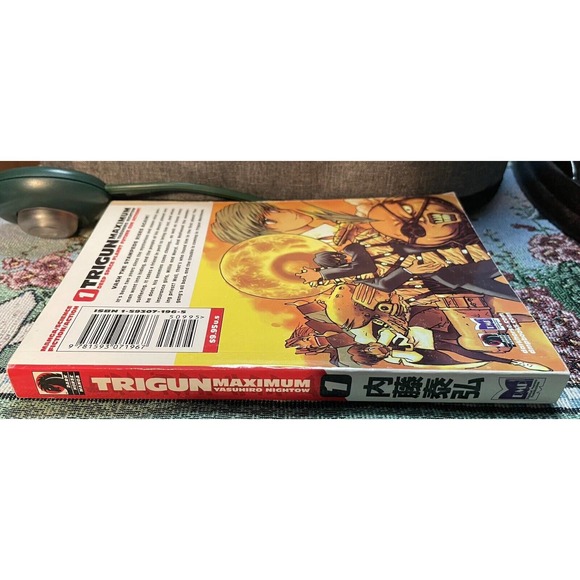 Trigun Maximum The Hero Returns by Yasuhiro Nightow, Manga, English - Picture 3 of 5